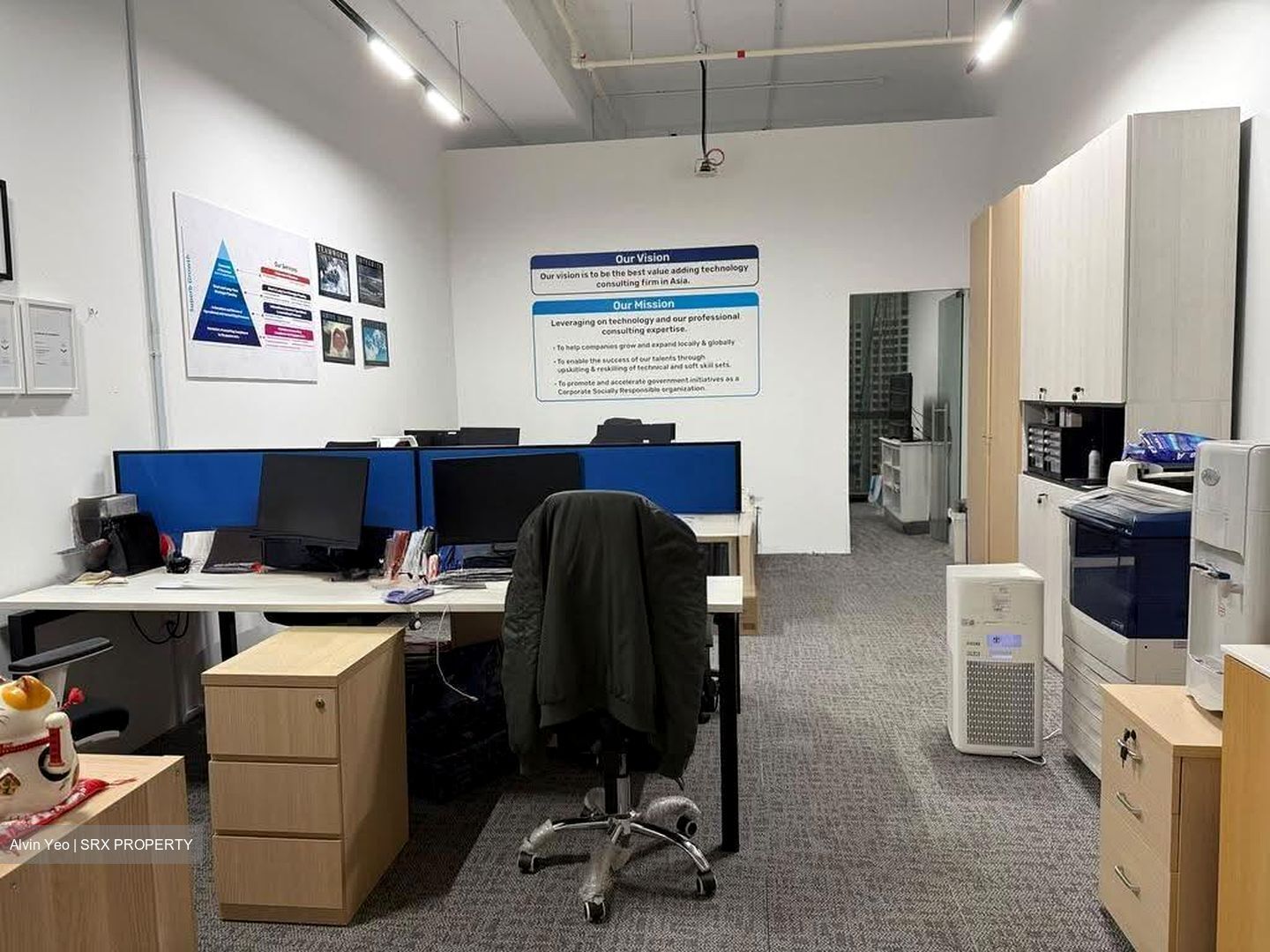 Woods Square (D25), Office #639005351